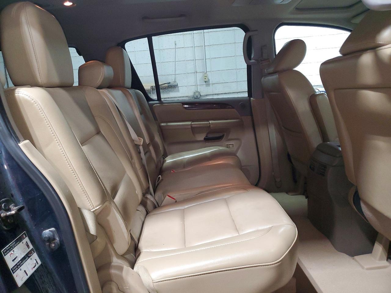 2014 NISSAN Armada