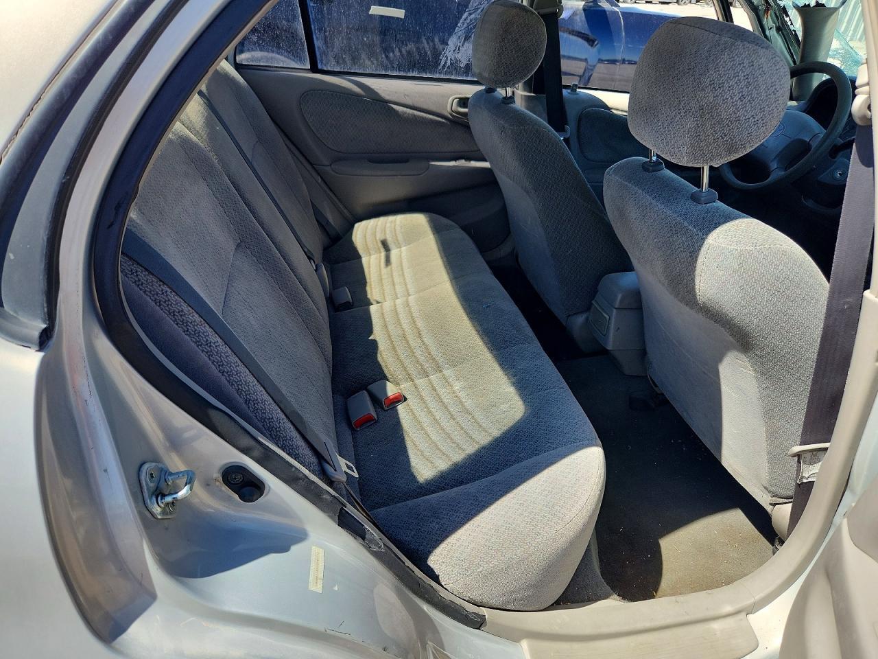 2000 TOYOTA COROLLA