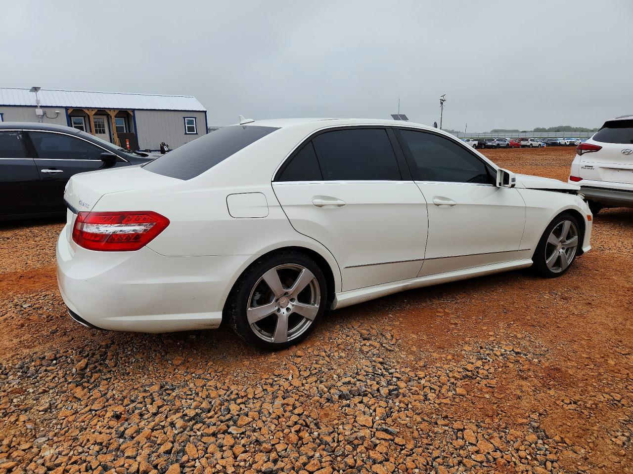 2010 MERCEDES-BENZ E-Class