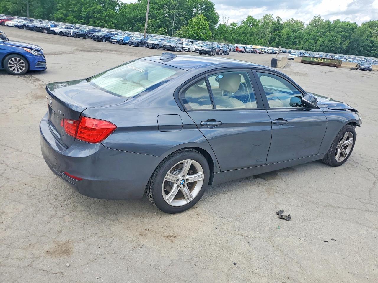 2013 BMW 3 SERIES