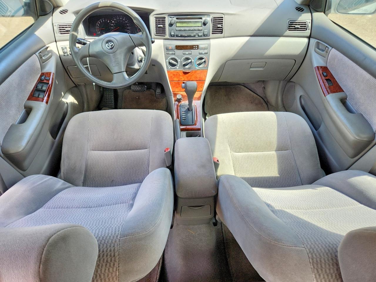2005 TOYOTA COROLLA