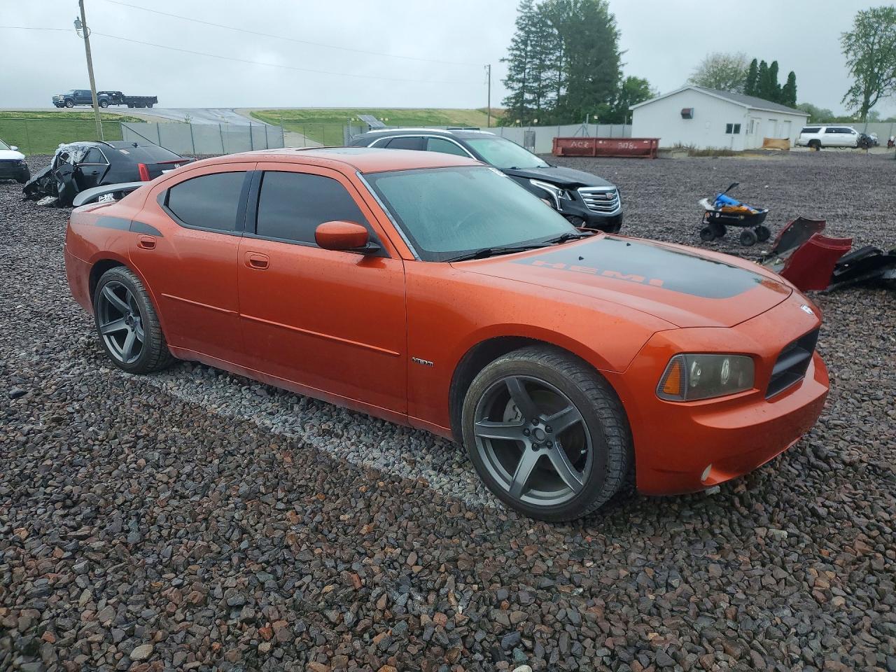 2006 DODGE CHARGER