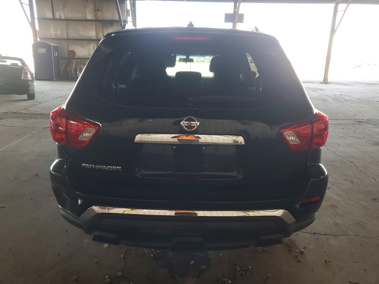 2017 NISSAN PATHFINDER