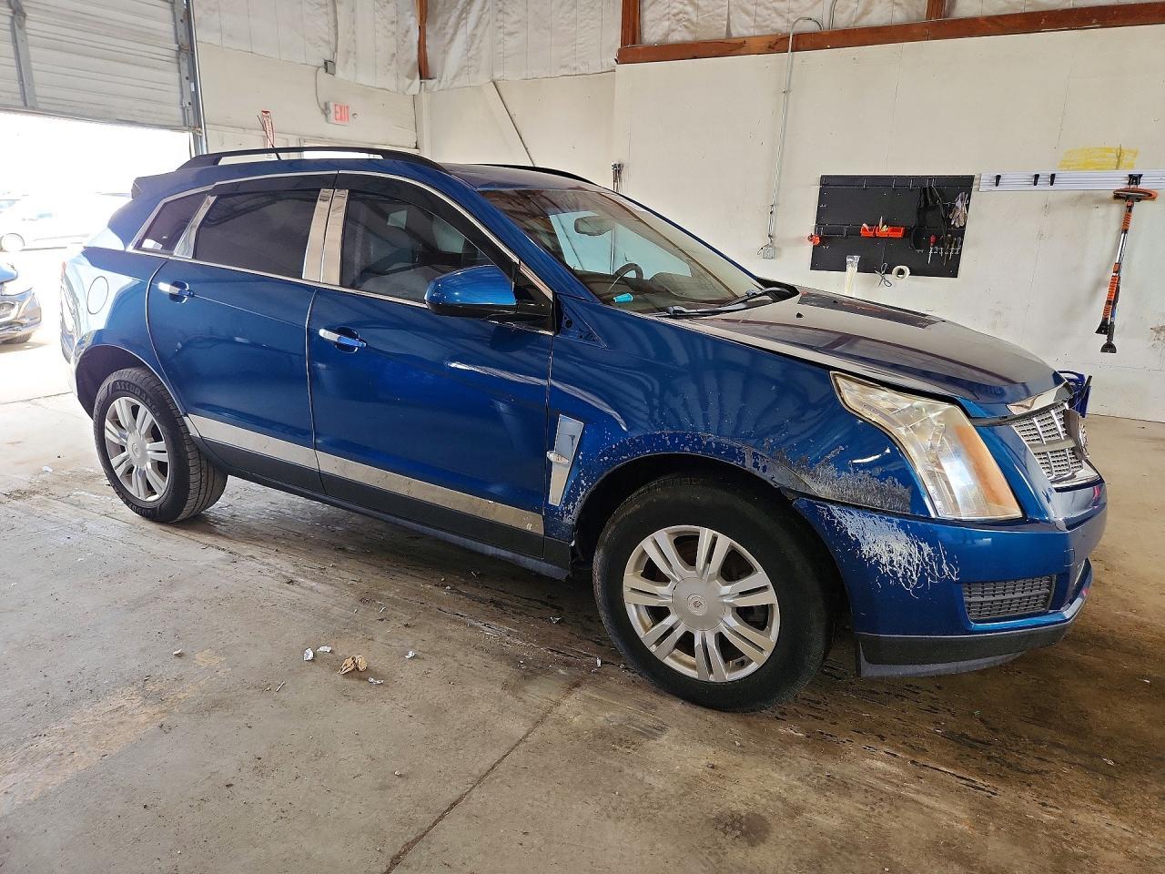 2010 CADILLAC SRX