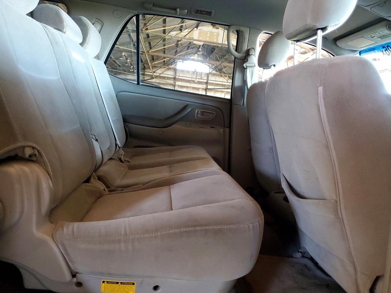 2006 TOYOTA Sequoia