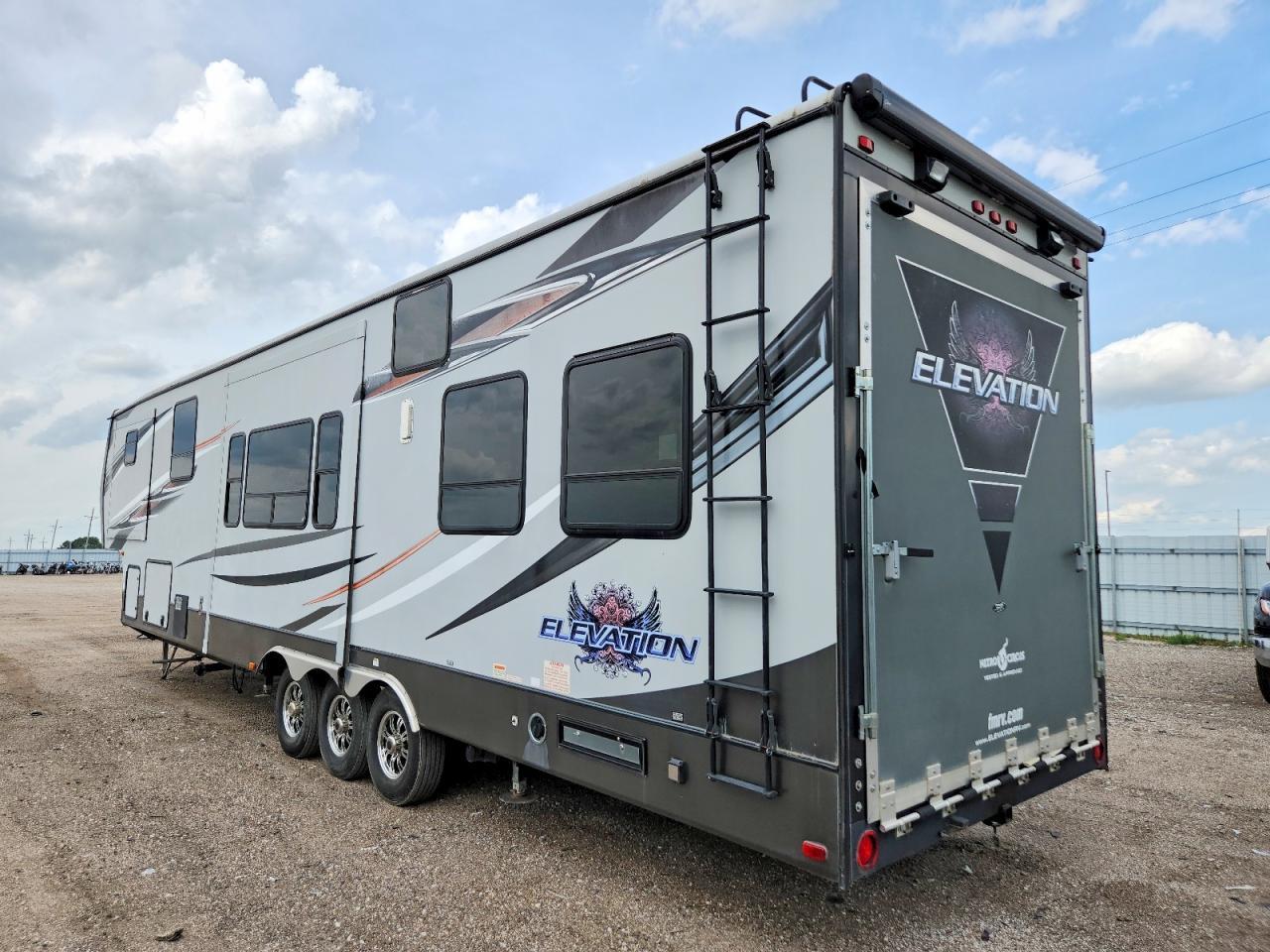 2014 Elevation Recreational Vehicle (rv)