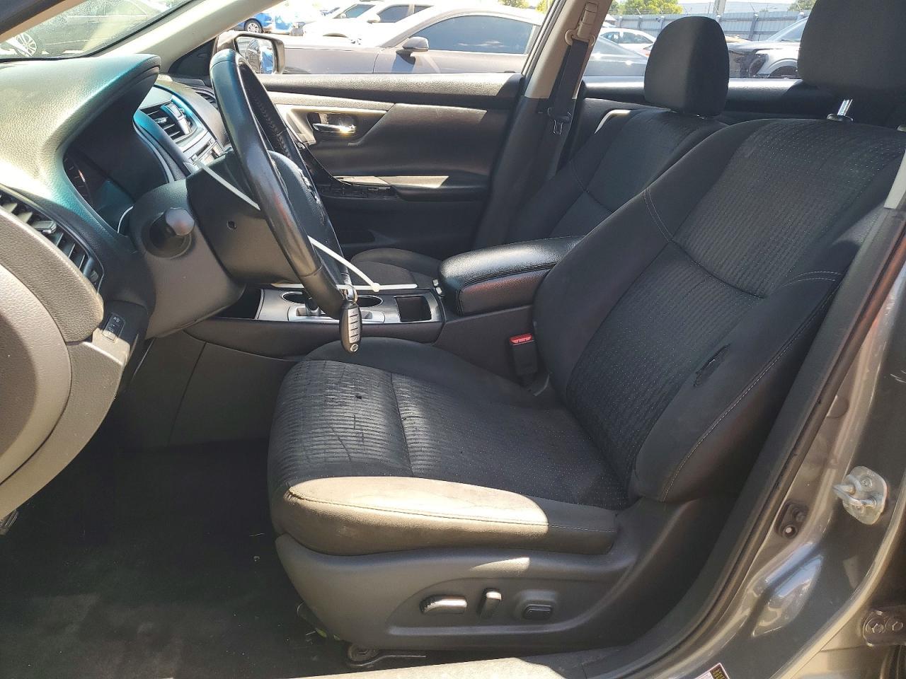 2017 NISSAN ALTIMA