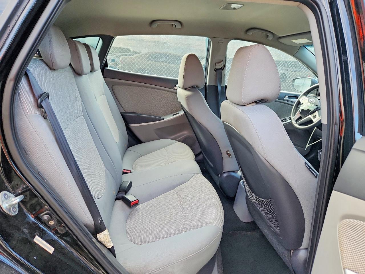 2012 HYUNDAI ACCENT