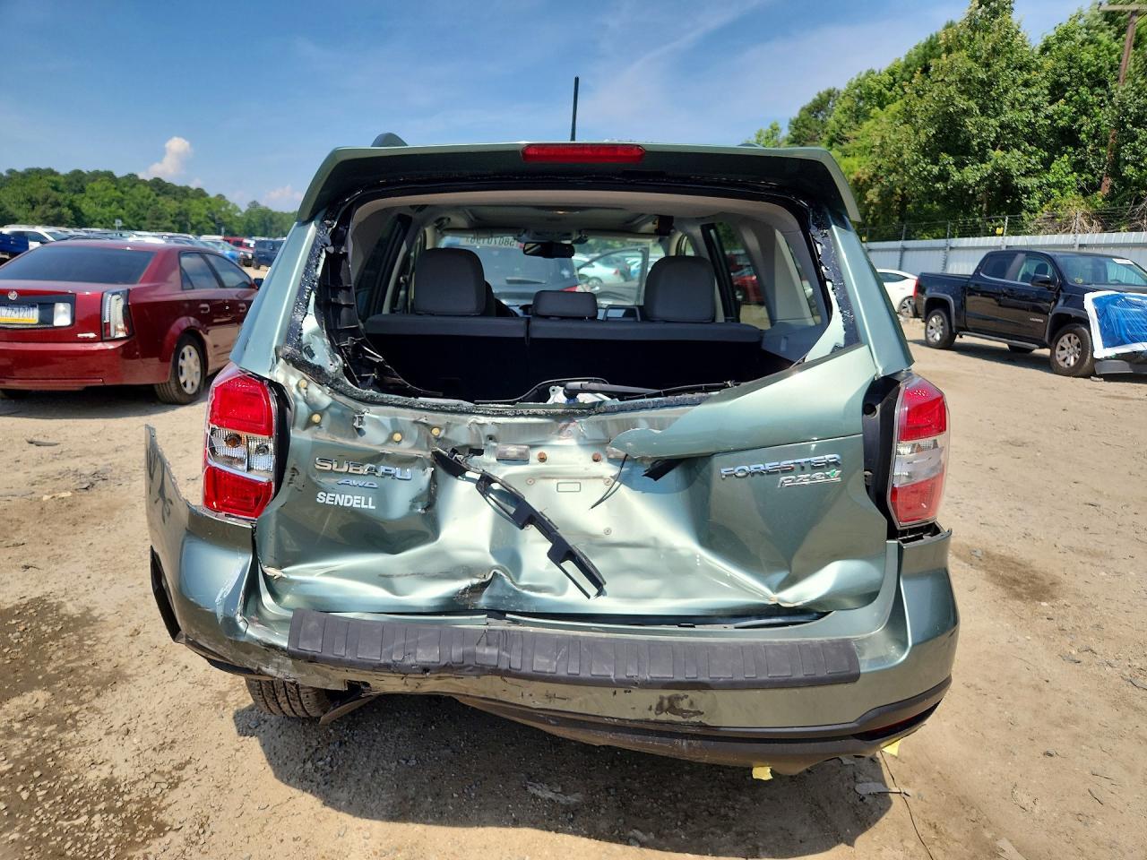 2015 SUBARU FORESTER