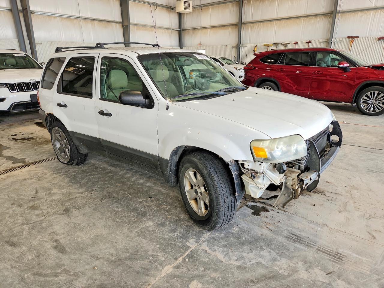 2005 FORD ESCAPE