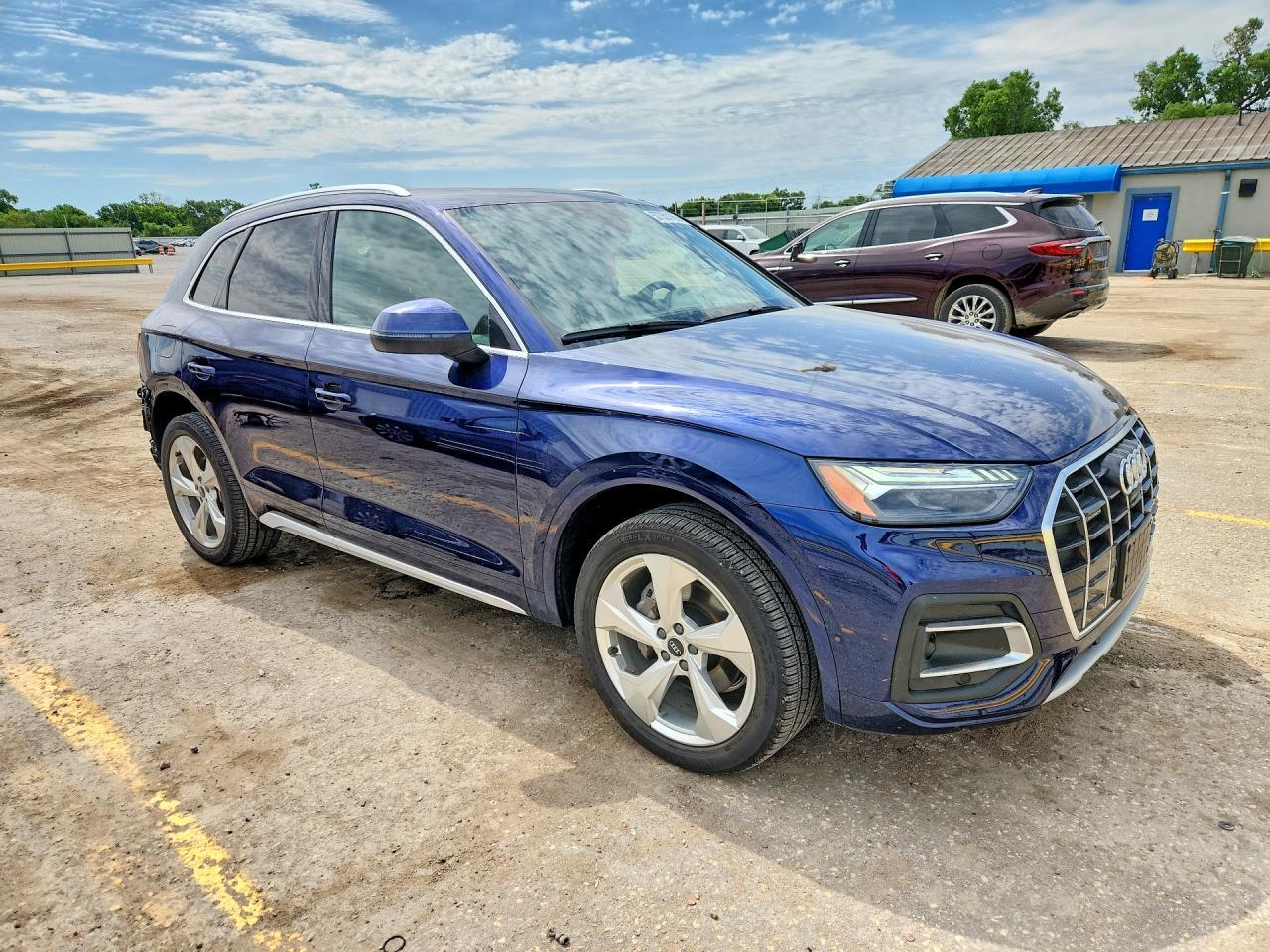 2021 AUDI Q5
