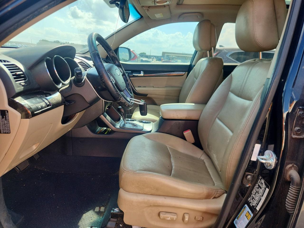 2013 KIA SORENTO