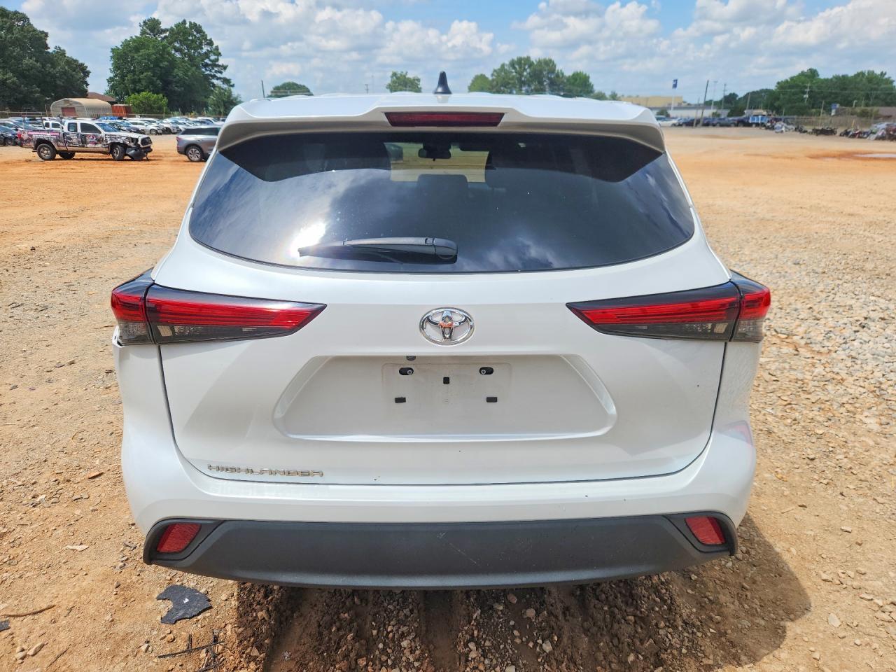 2022 TOYOTA HIGHLANDER