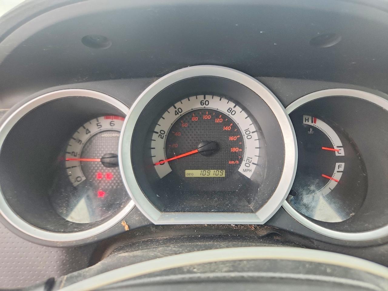 2012 TOYOTA TACOMA