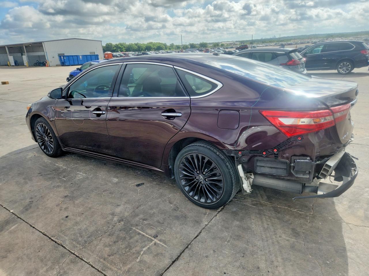 2017 TOYOTA Avalon