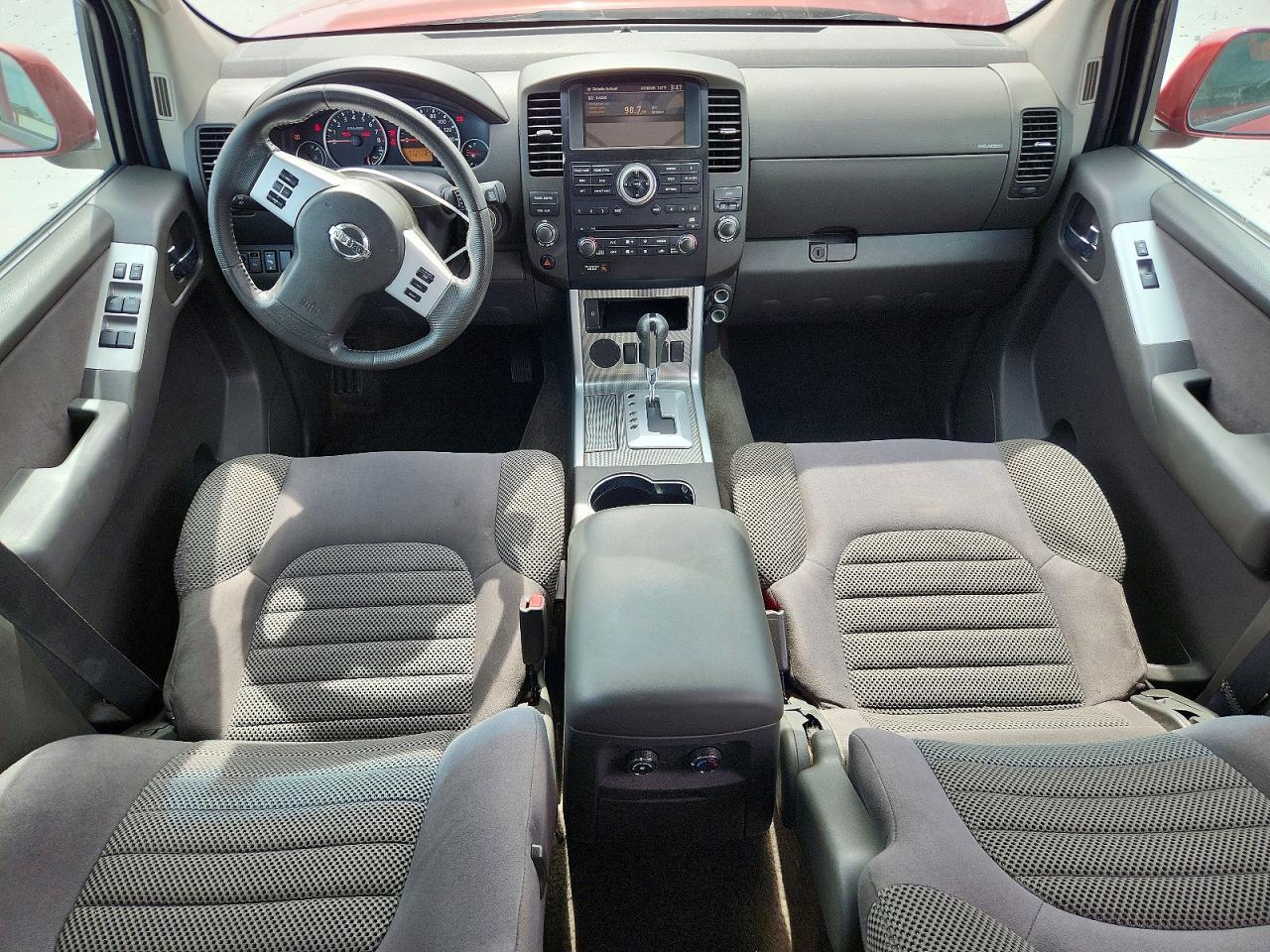 2011 NISSAN PATHFINDER