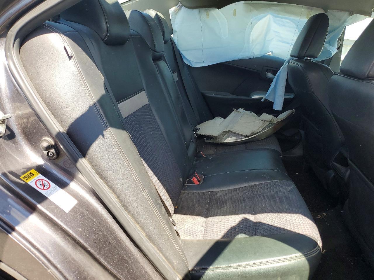 2014 TOYOTA CAMRY
