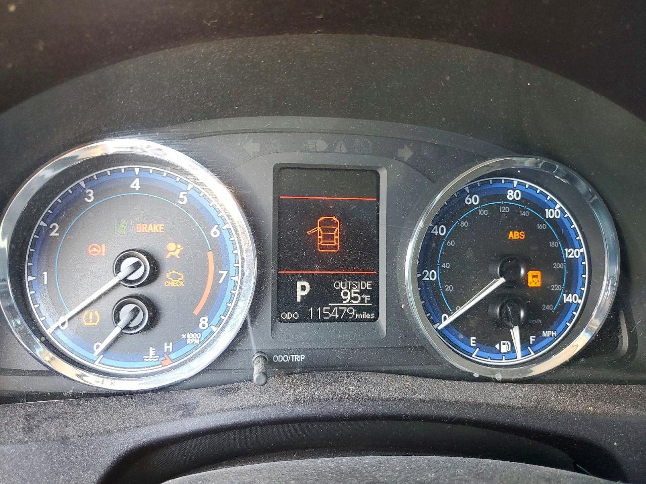 2018 TOYOTA COROLLA