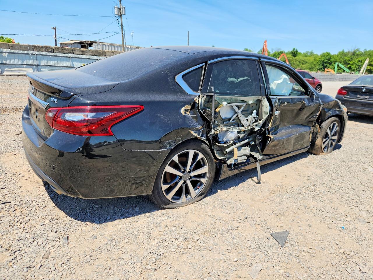 2017 NISSAN ALTIMA