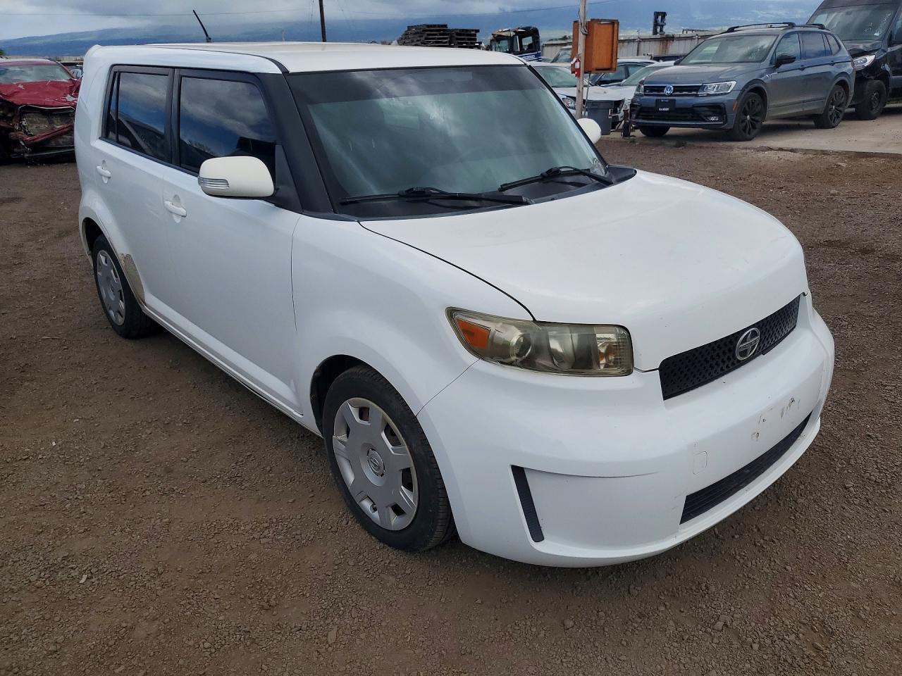 2010 TOYOTA SCION