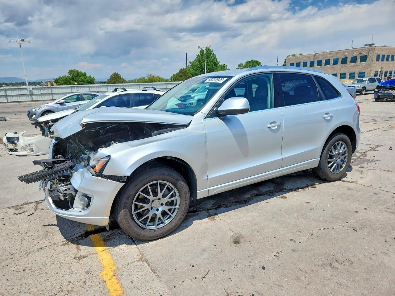 2012 AUDI Q5