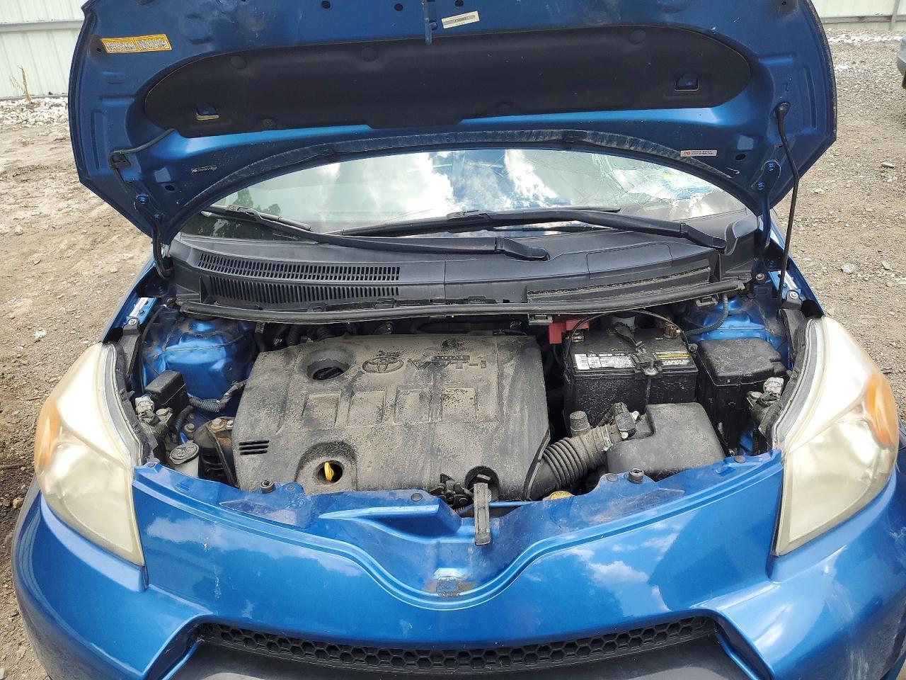 2013 SCION xD