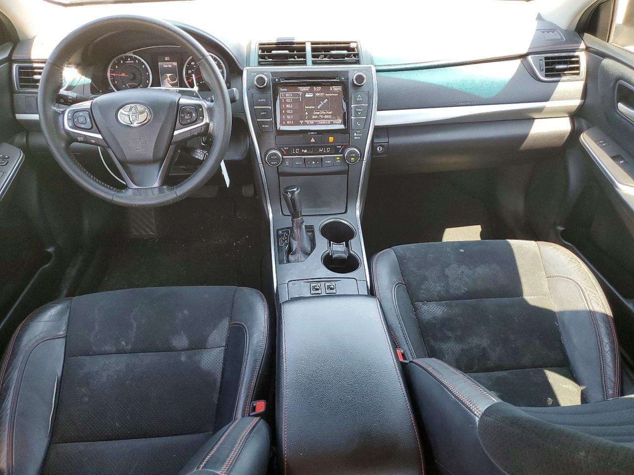 2016 TOYOTA CAMRY