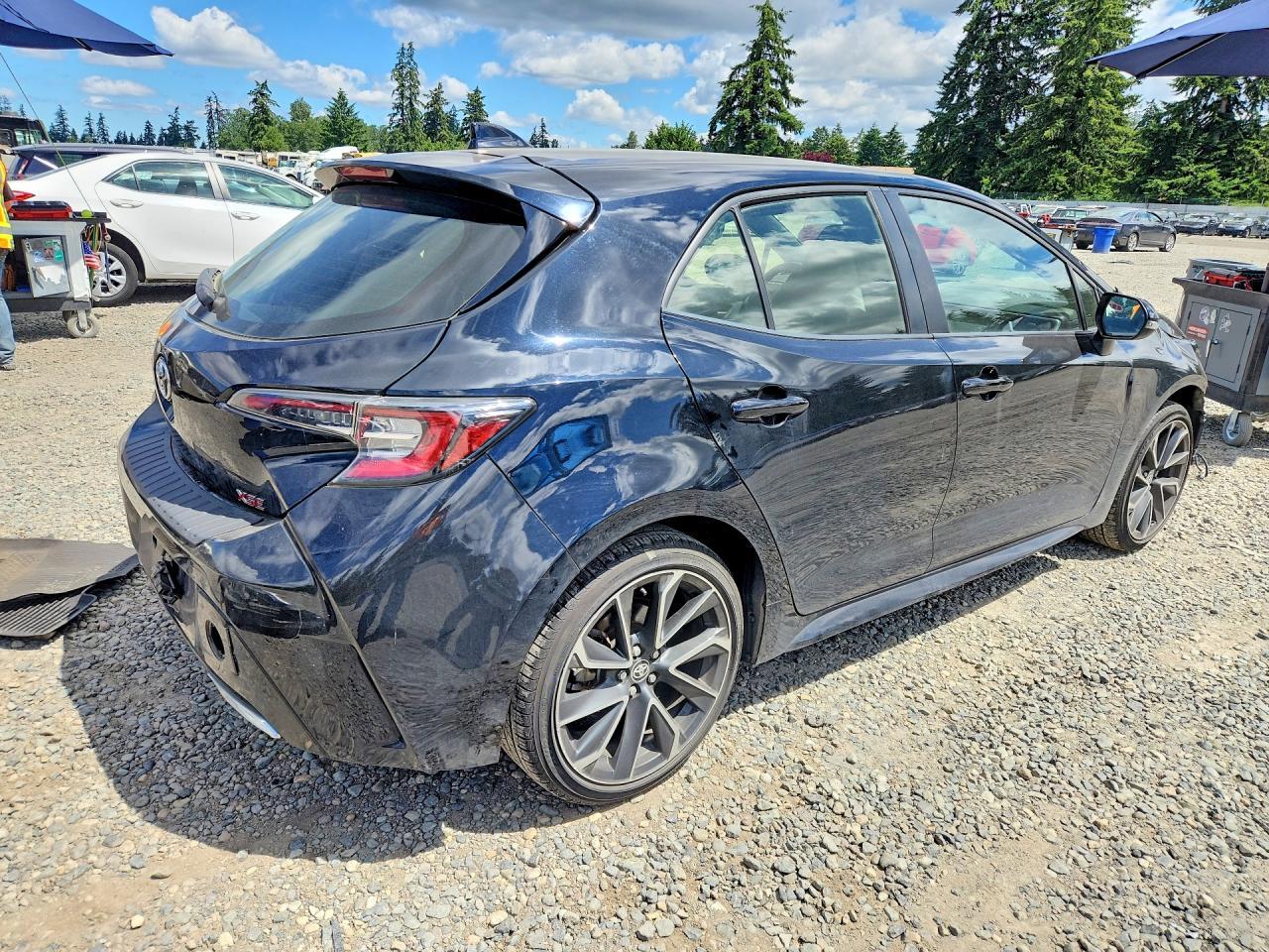 2022 TOYOTA COROLLA