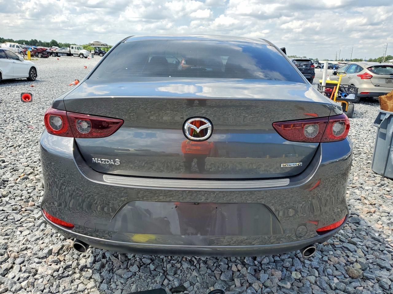 2025 MAZDA 3