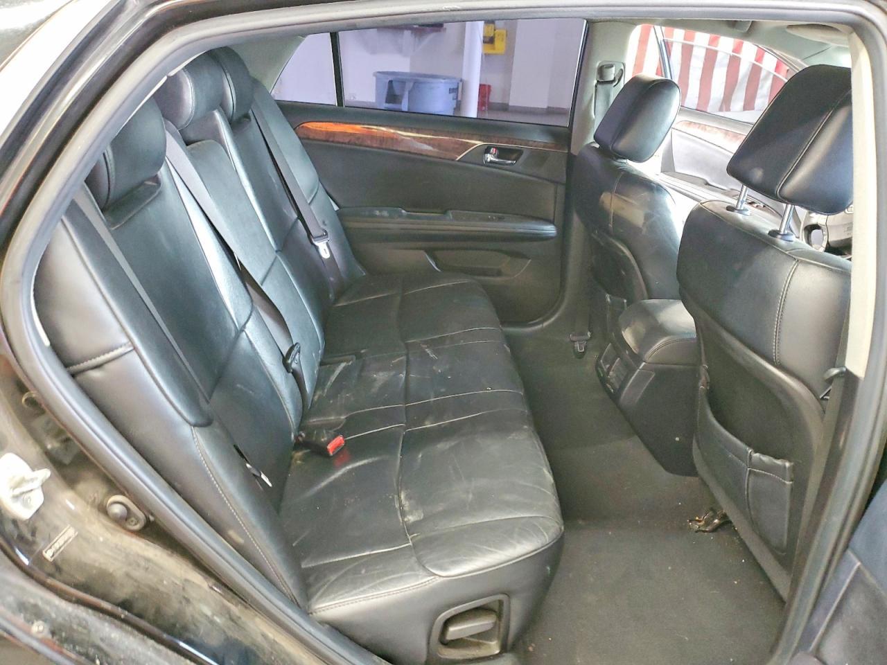 2012 TOYOTA Avalon