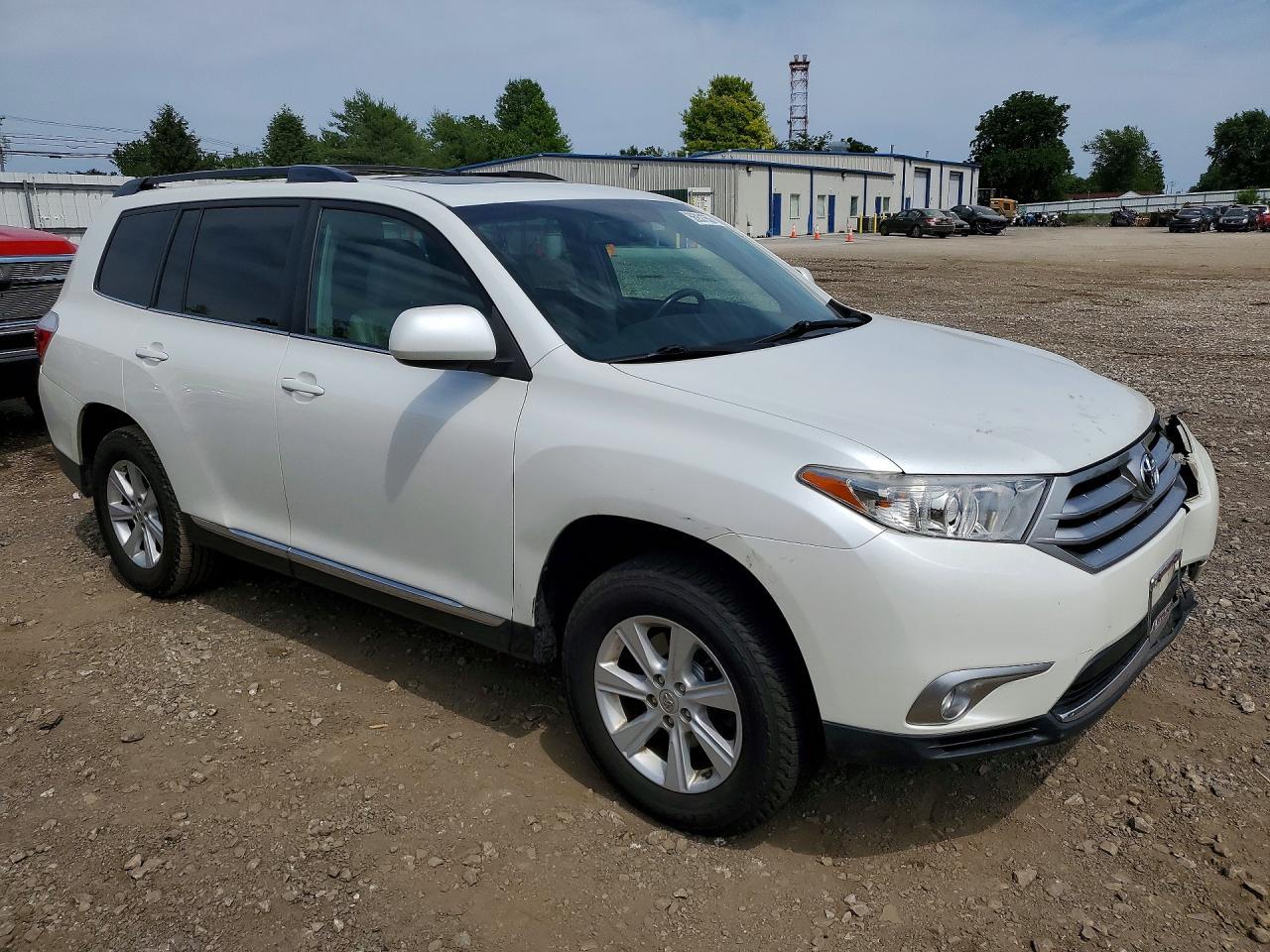 2011 TOYOTA HIGHLANDER