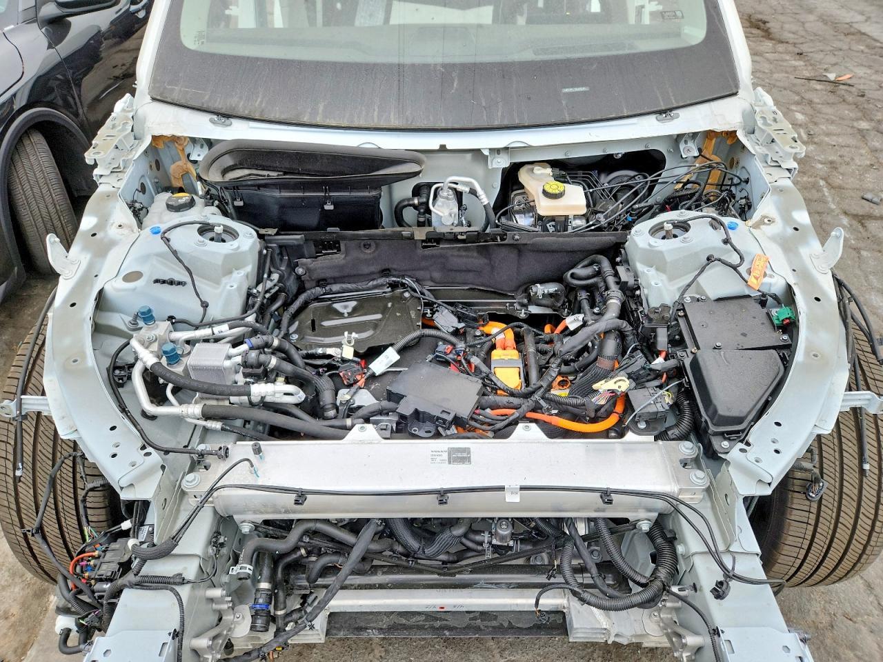 2025 VOLVO Ex90