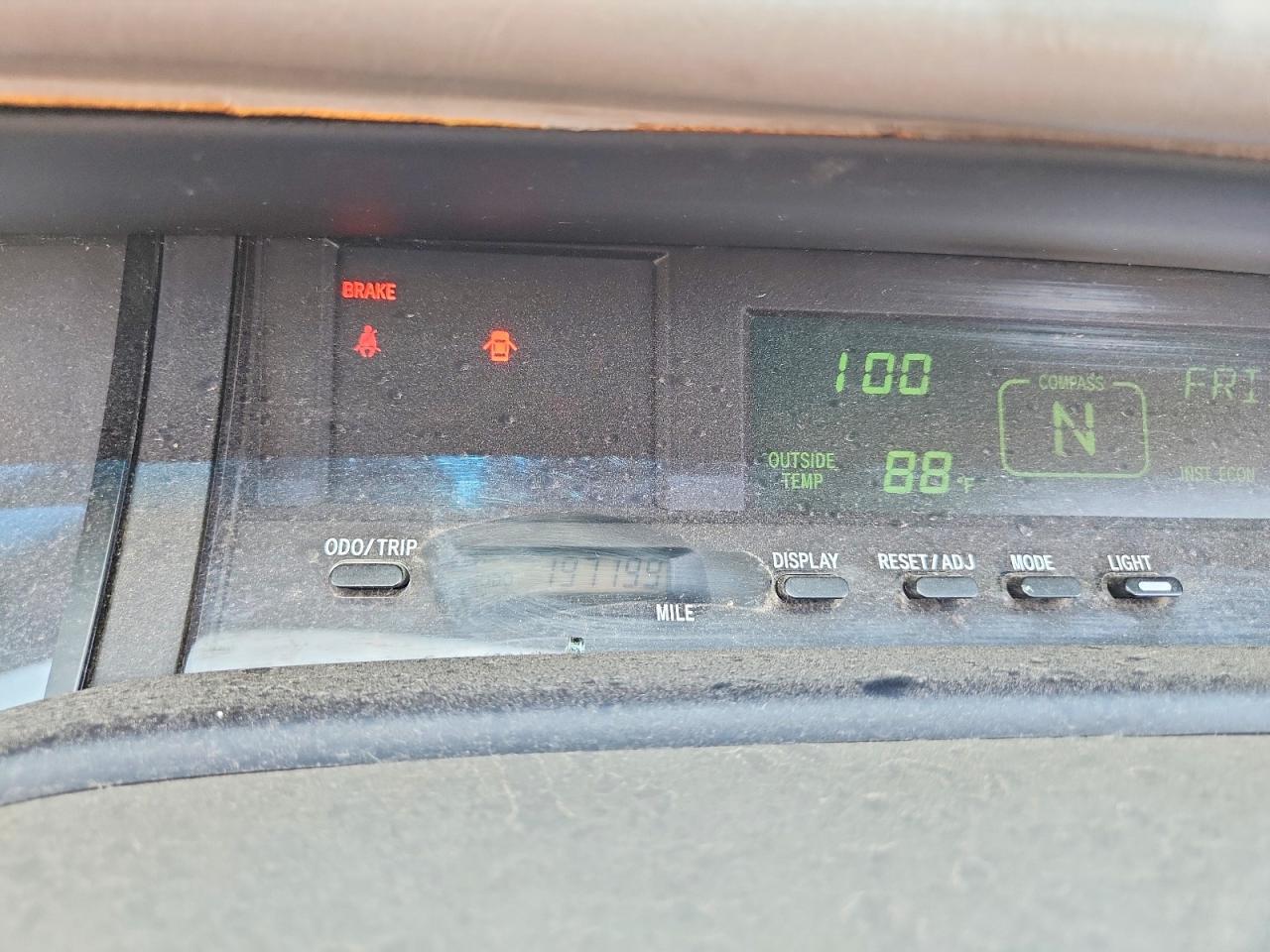 2001 TOYOTA Avalon
