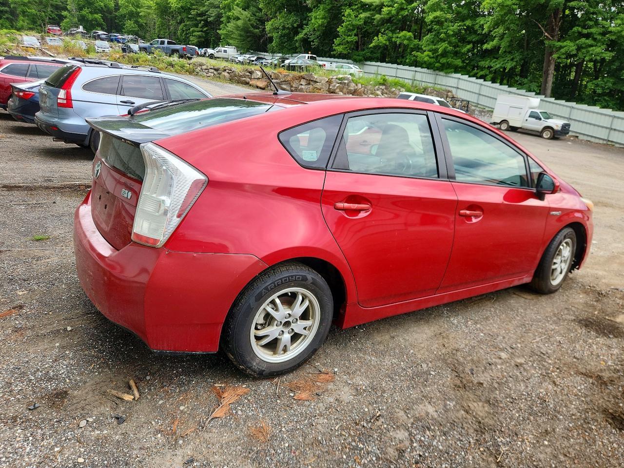 2011 TOYOTA PRIUS