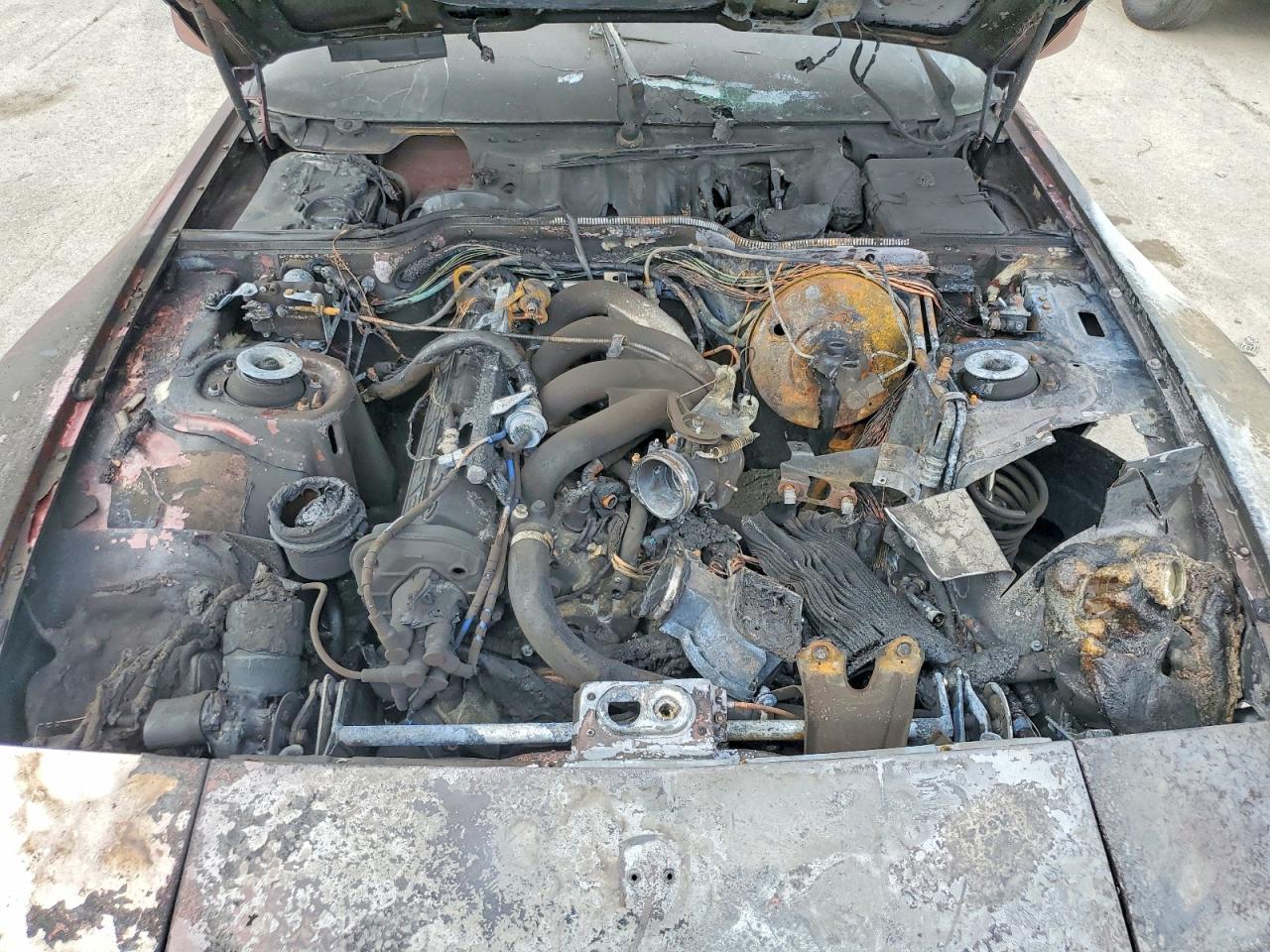 1986 PORSCHE 944