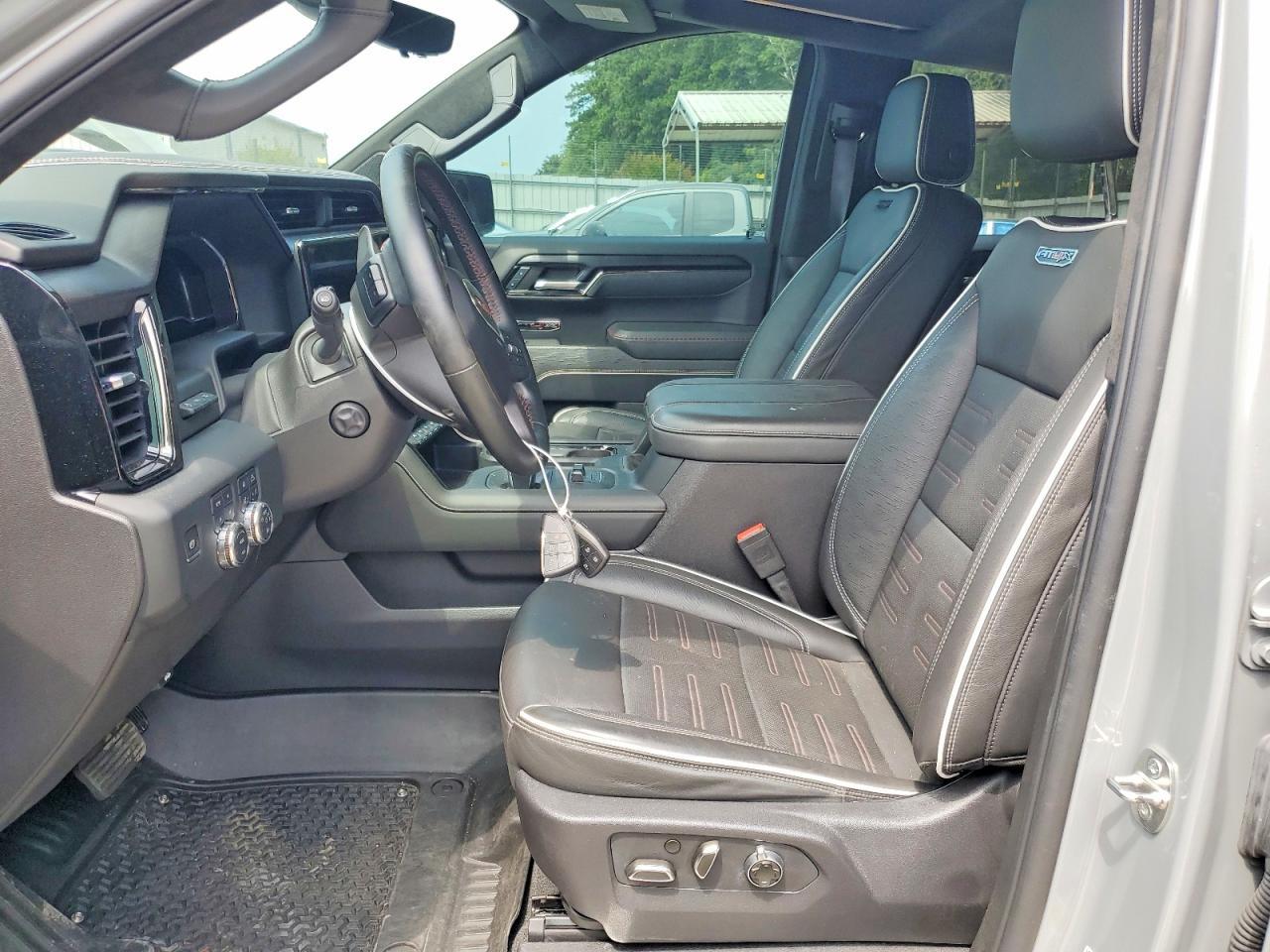 2024 GMC Sierra