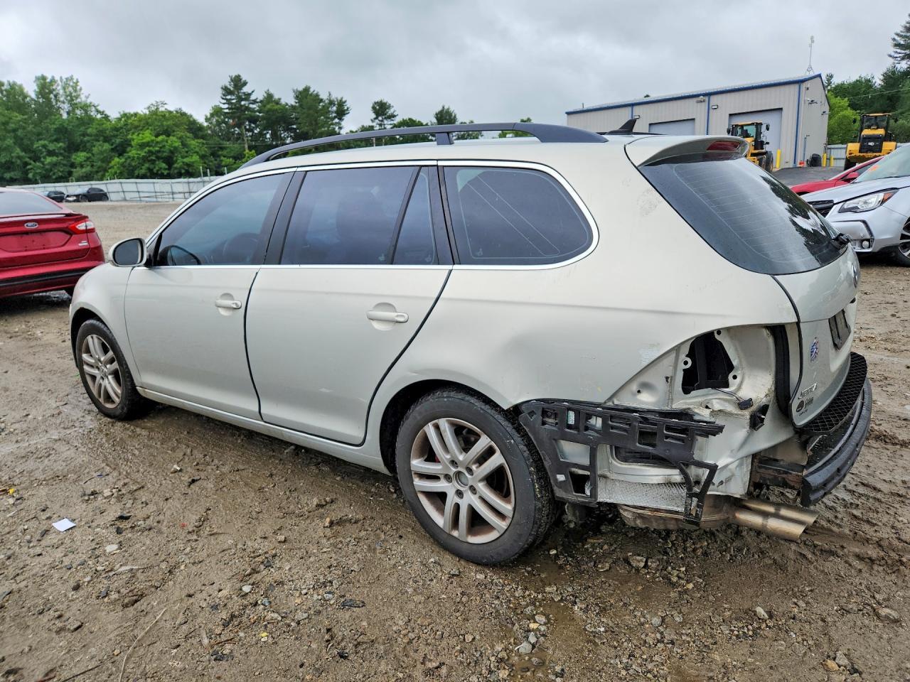 2011 VOLKSWAGEN JETTA