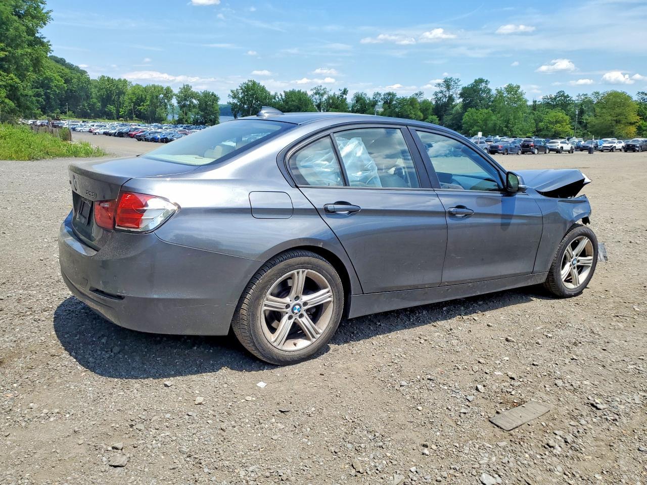 2014 BMW 3 SERIES