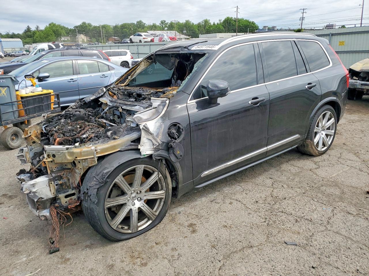 2018 VOLVO XC90