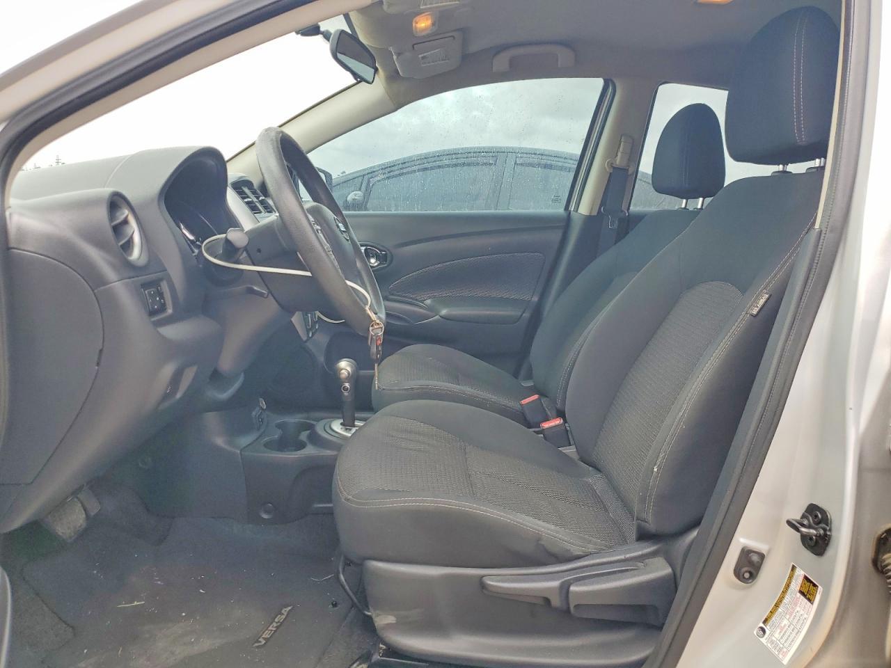 2017 NISSAN VERSA