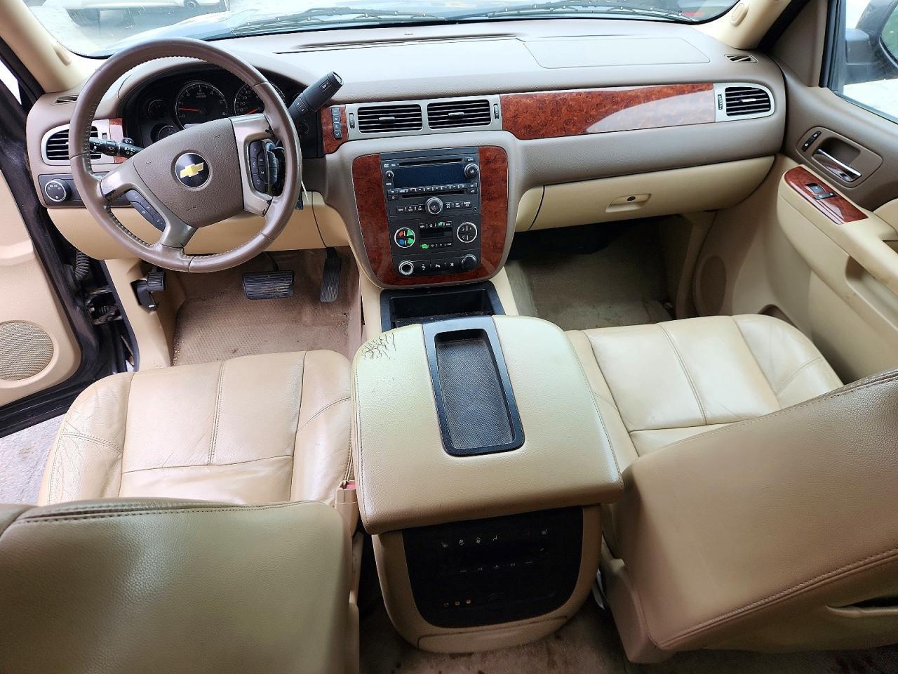 2011 CHEVROLET Tahoe