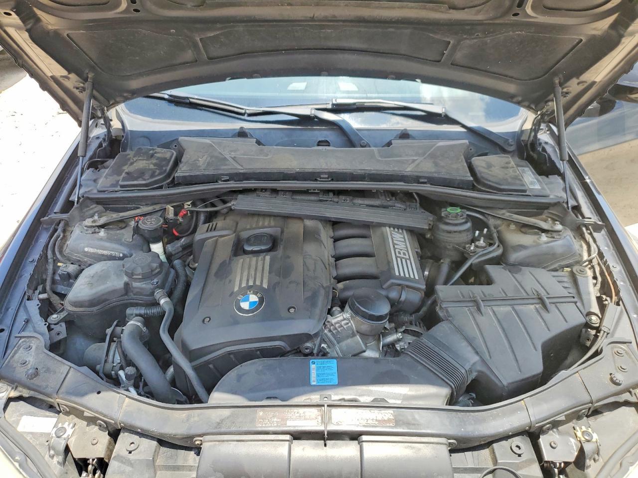 2011 BMW 3 SERIES