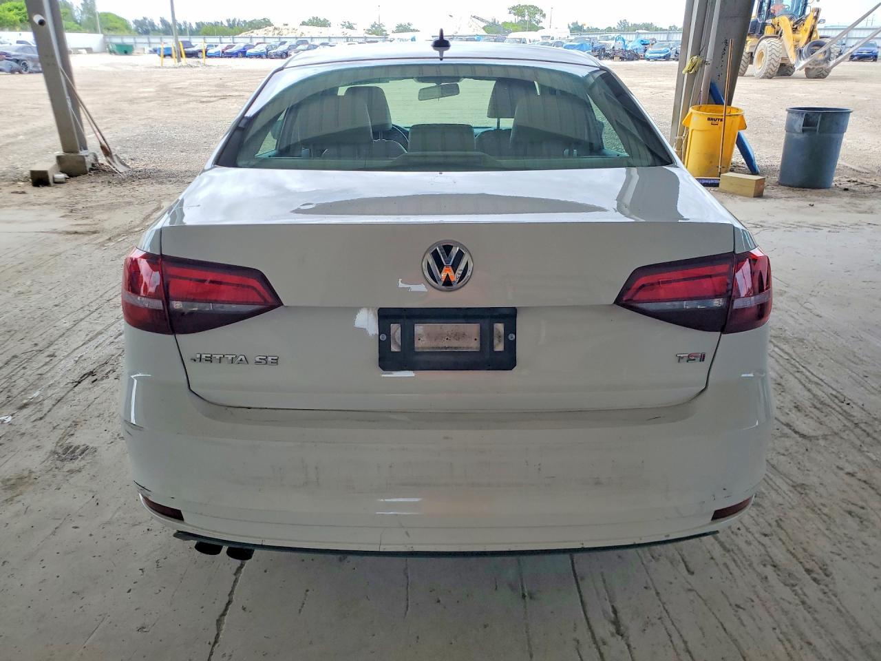 2017 VOLKSWAGEN JETTA