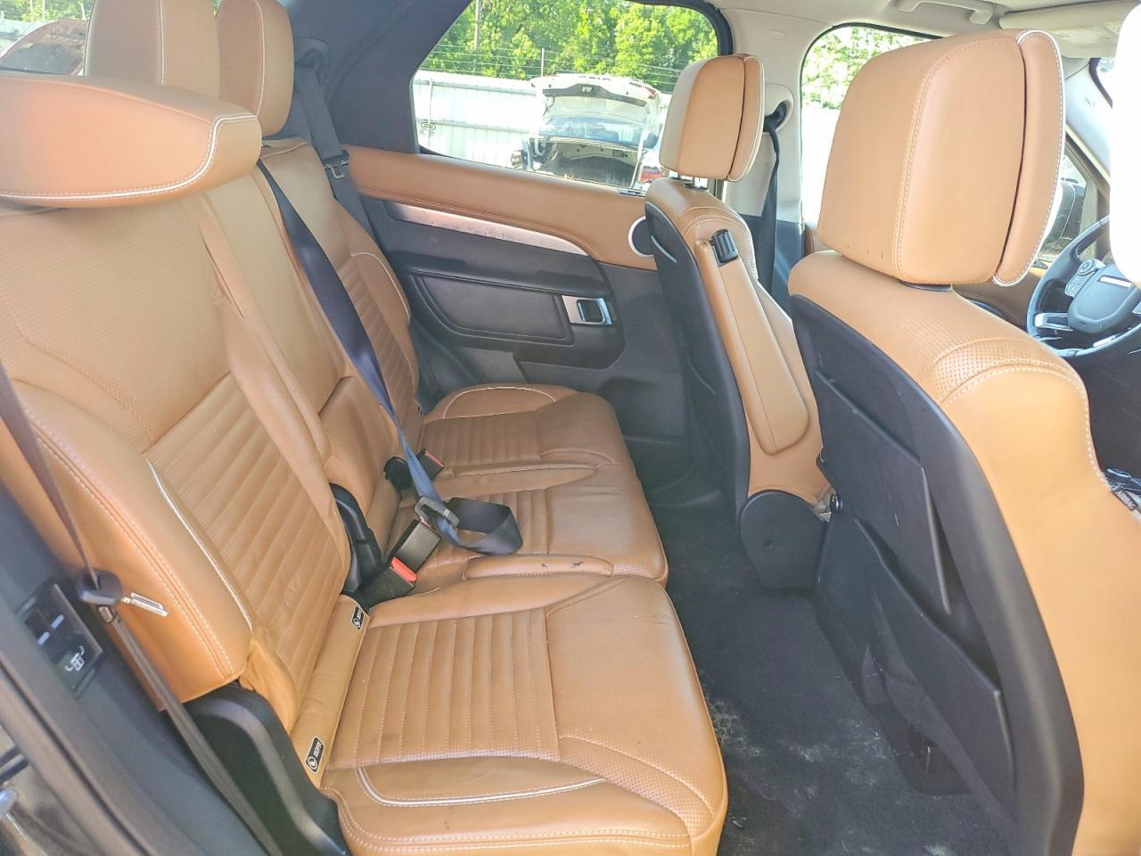 2017 LAND ROVER Discovery