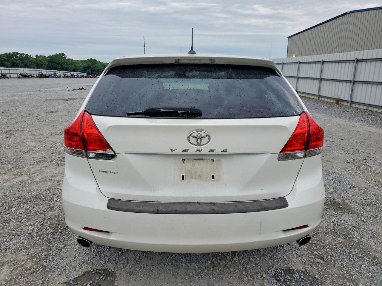 2011 TOYOTA VENZA