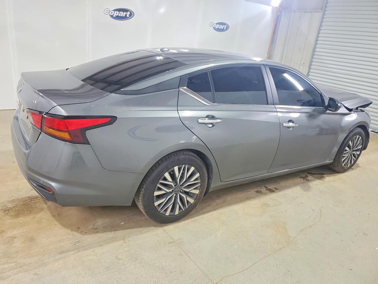 2025 NISSAN ALTIMA
