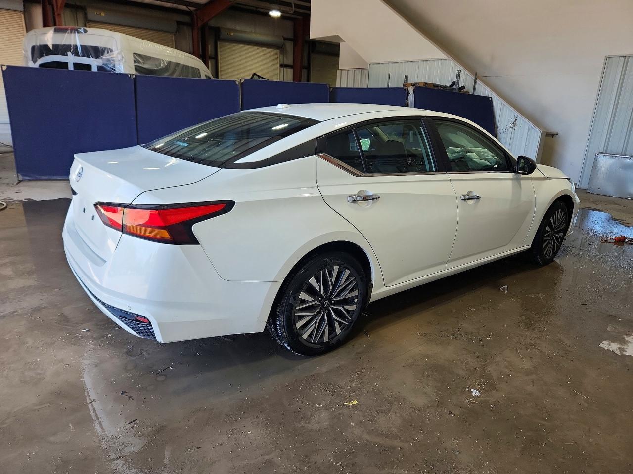 2025 NISSAN ALTIMA