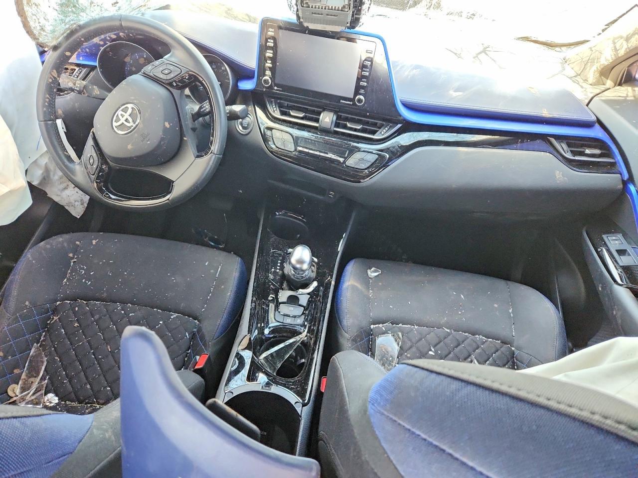 2022 TOYOTA C-HR
