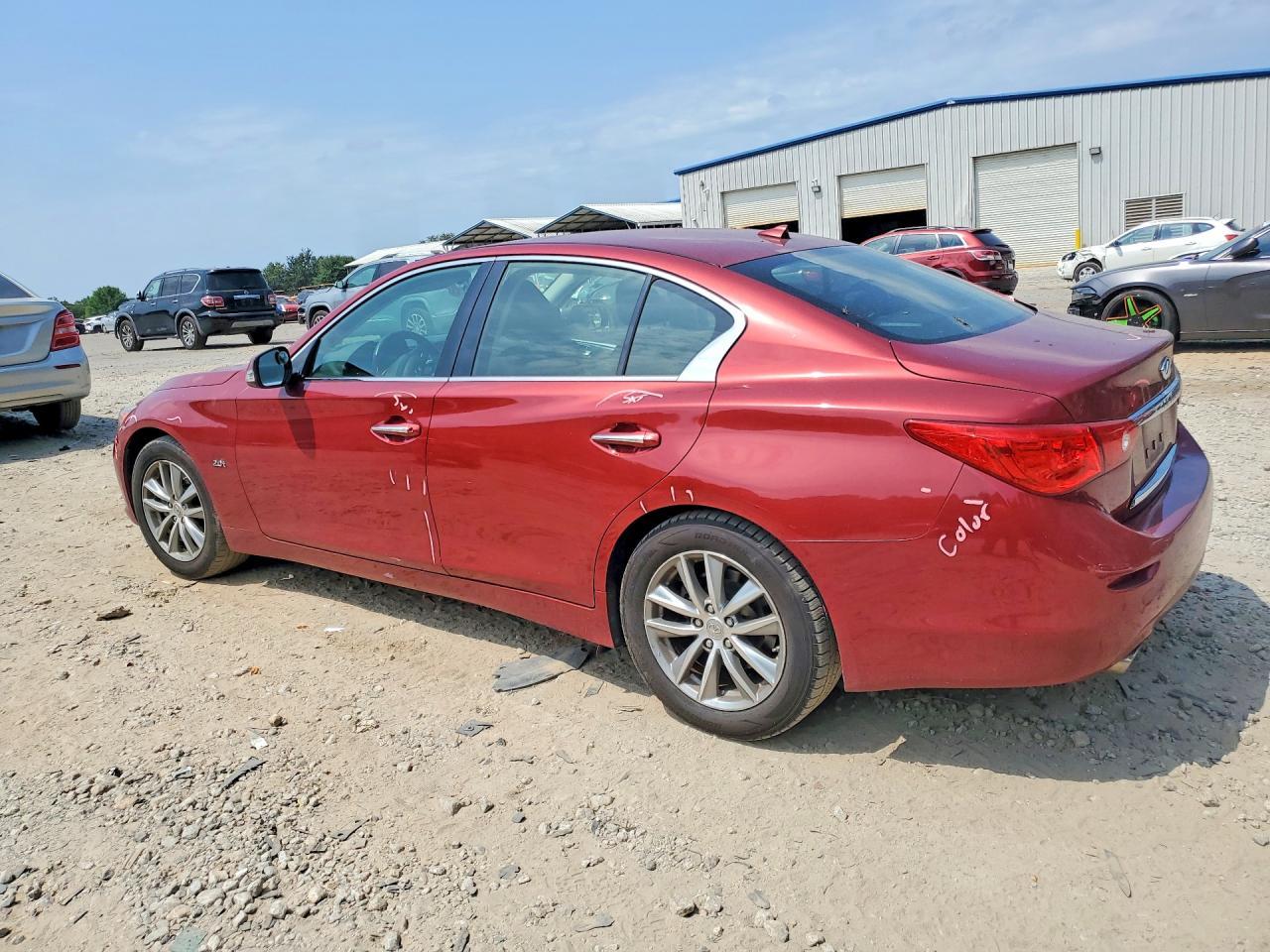 2016 INFINITI Q50