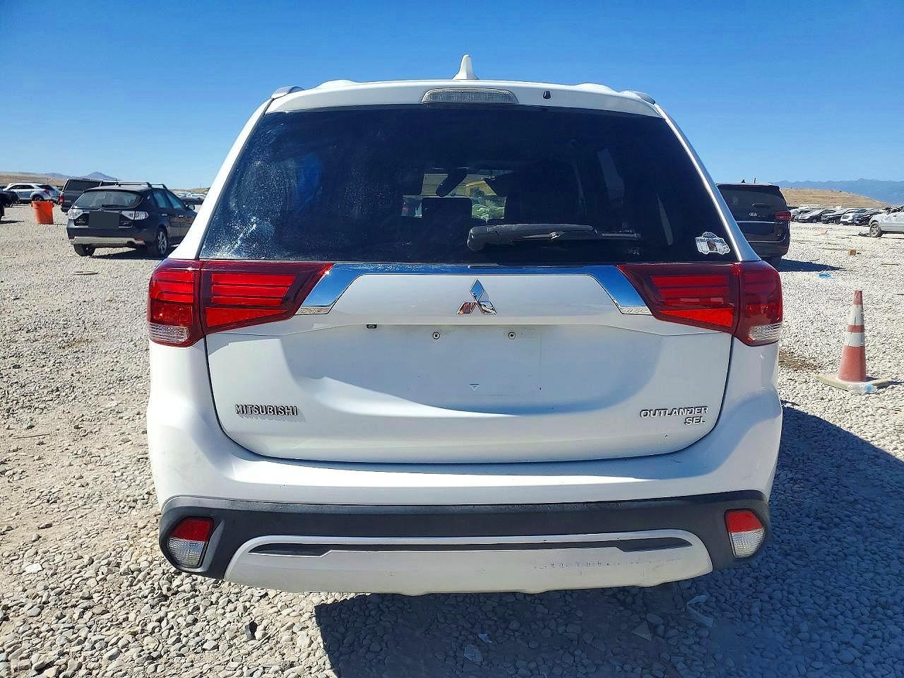 2019 MITSUBISHI outlander